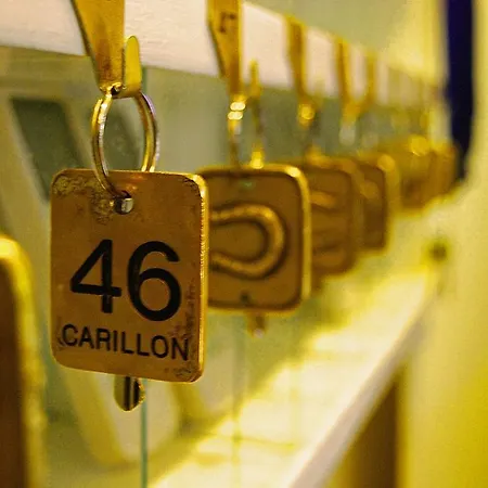Carillon ホテル 3*